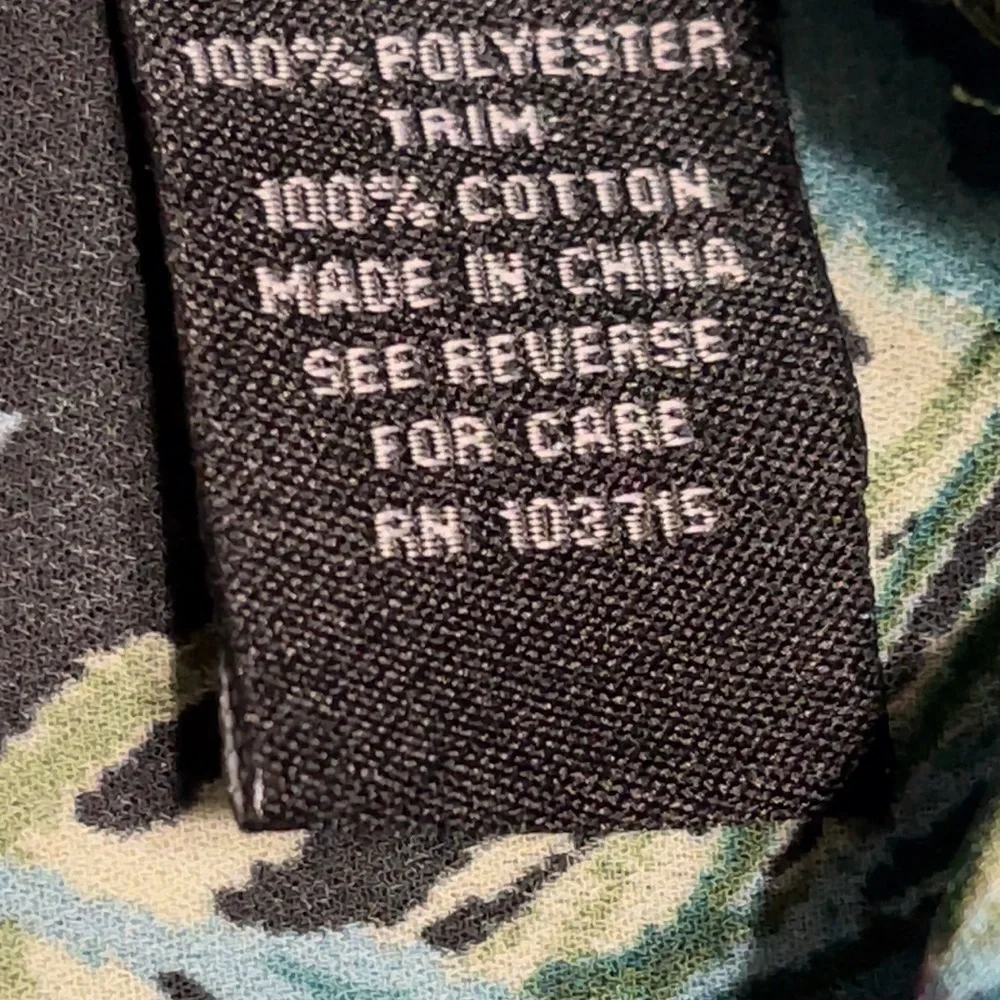 💥FREE W/BUNDLE PURCHASE💥🦋ZAC & RACHEL Pretty Top🦋 - Picture 5 of 7